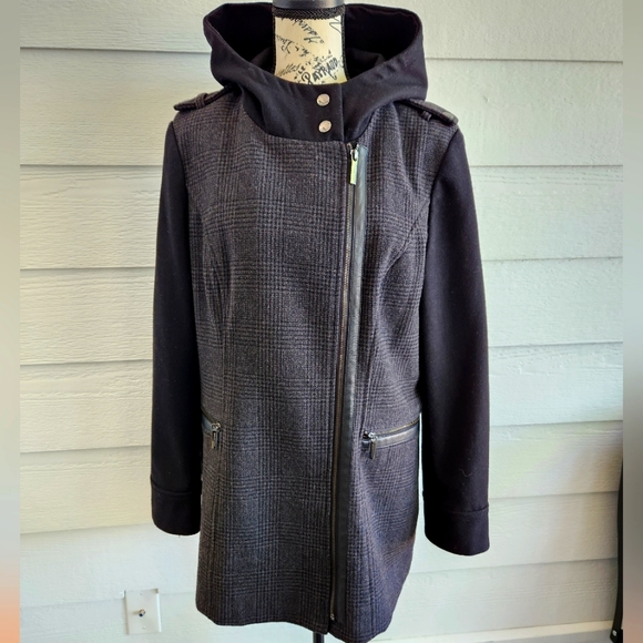 Michael Kors Side Zip Hooded Coat - Picture 3 of 15